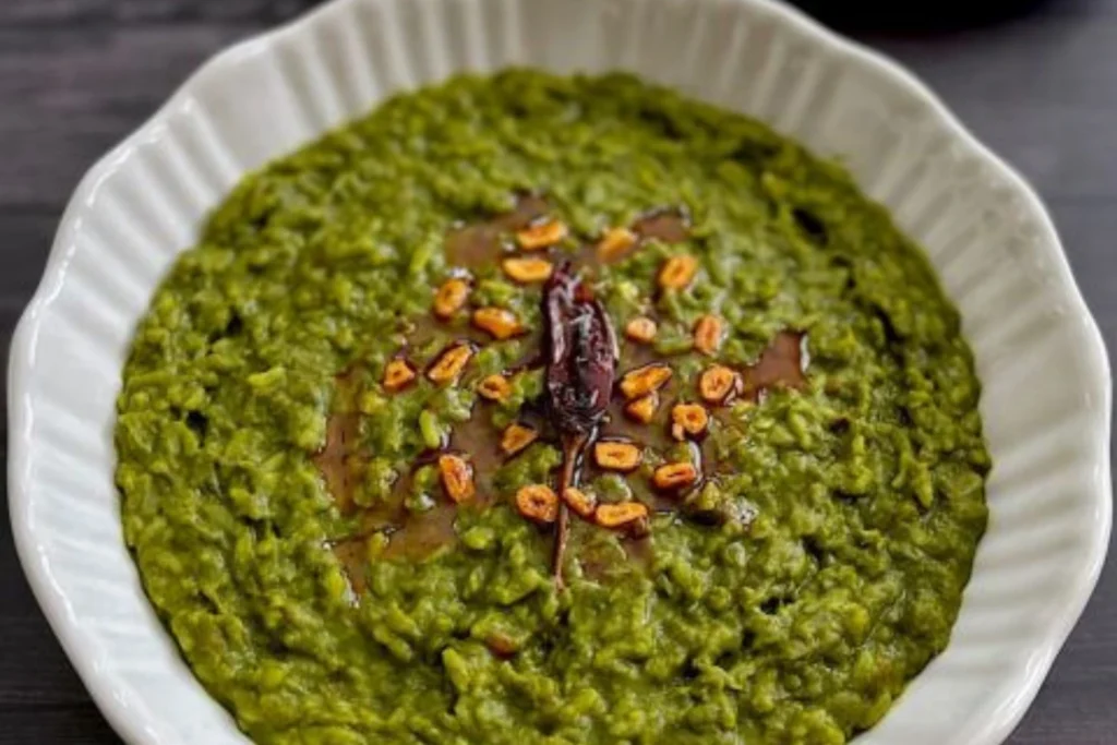 Healthy Palak Dal Khichdi