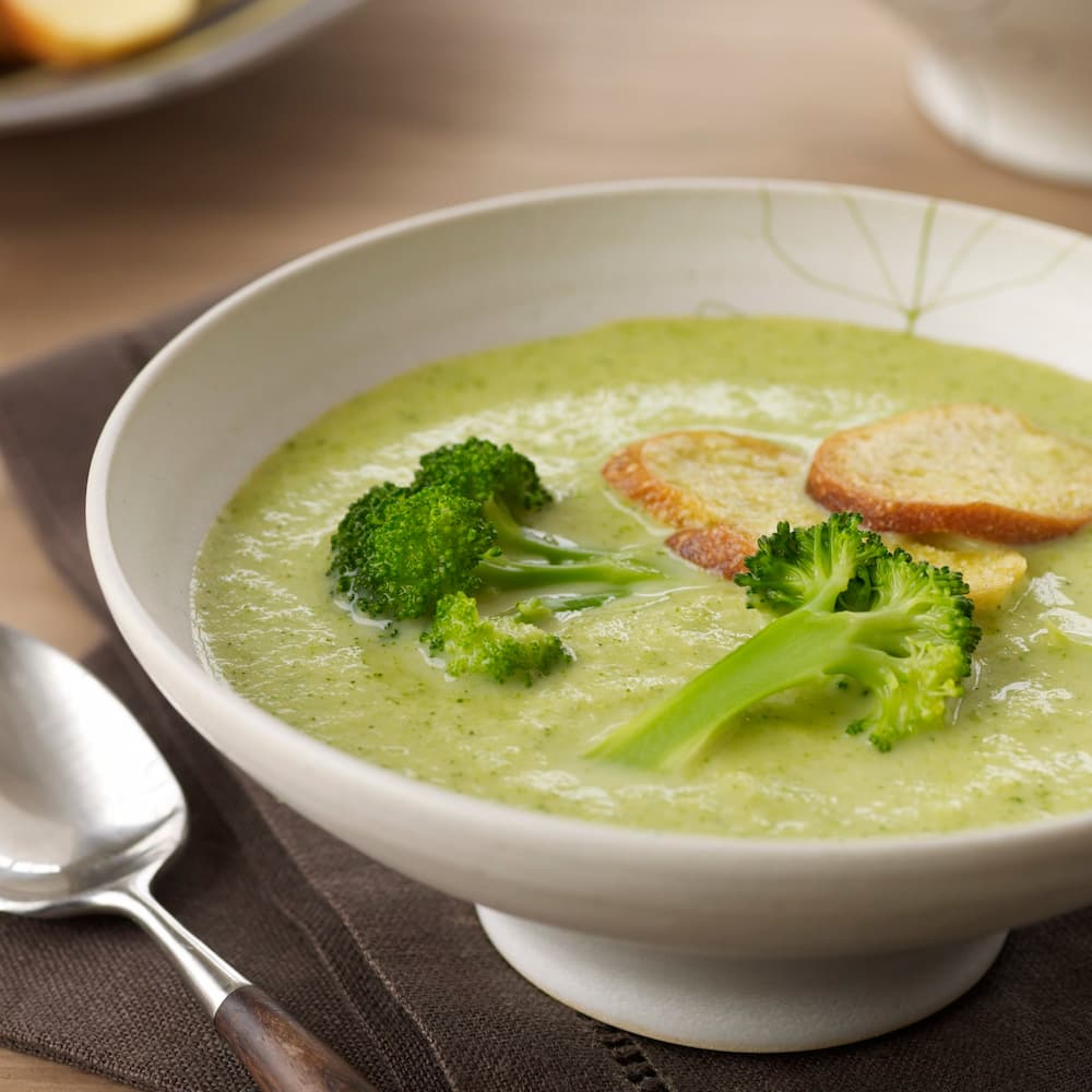 BROCCOLI SOUP Transform With Natasha   Creamy Broccoli Soup 